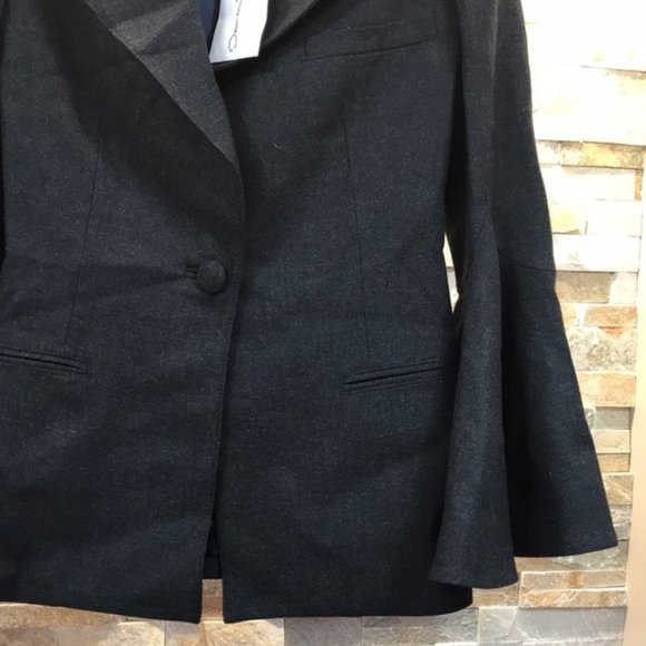 OSCAR DE LA RENTA Bell Sleeve Wool-blend Blazer - Picture 4 of 8